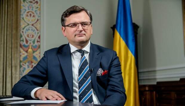 «Страна»: Кулеба назвал предателями живущих за границей украинцев