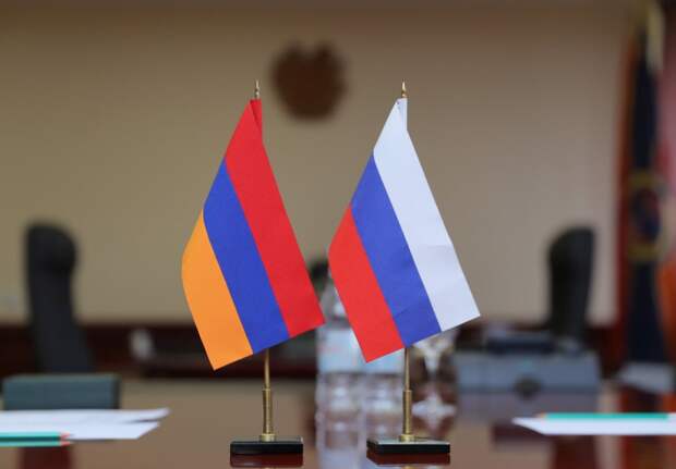 Путин и Пашинян согласовали вывод военных из ряда областей Армении