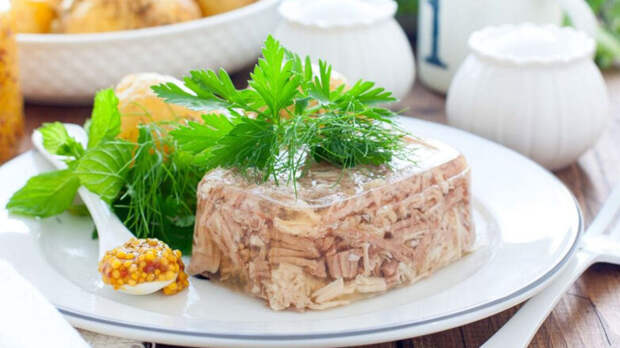 Как сварить холодец, чтобы он был прозрачным и вкусным: главные ошибки, которые многие игнорируют