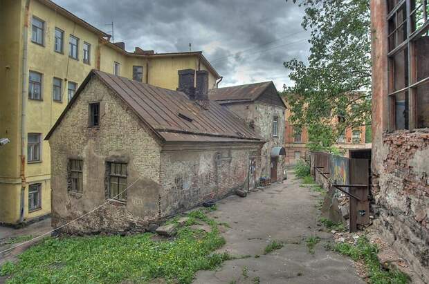 Самый старый жилой дом России выборг, самый старый дом России, старина