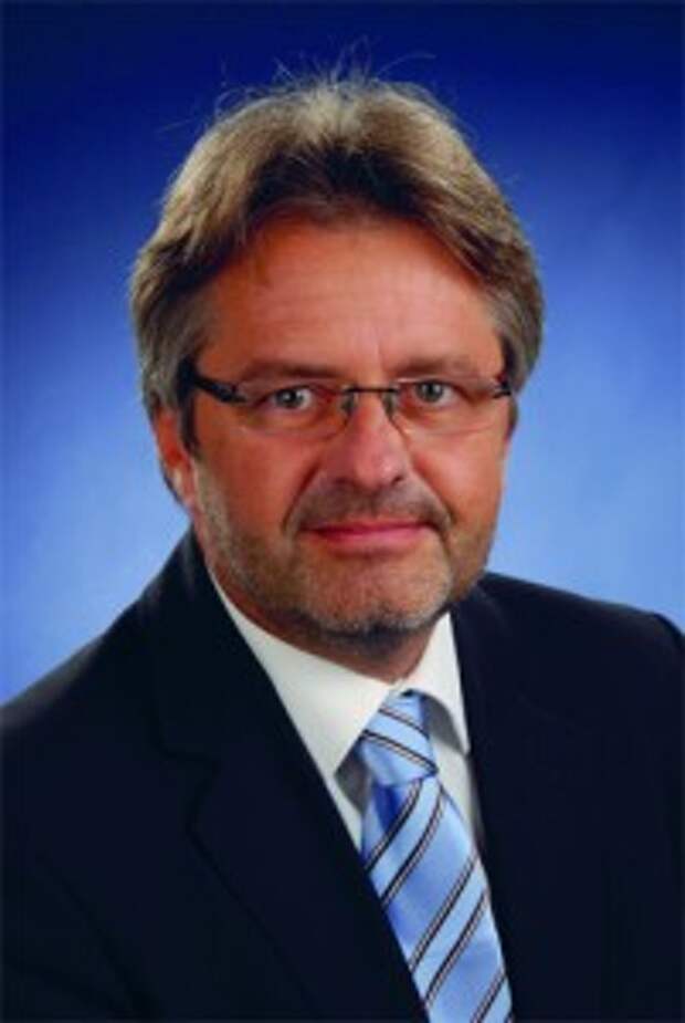 Петер Бургхардт, управляющий директор