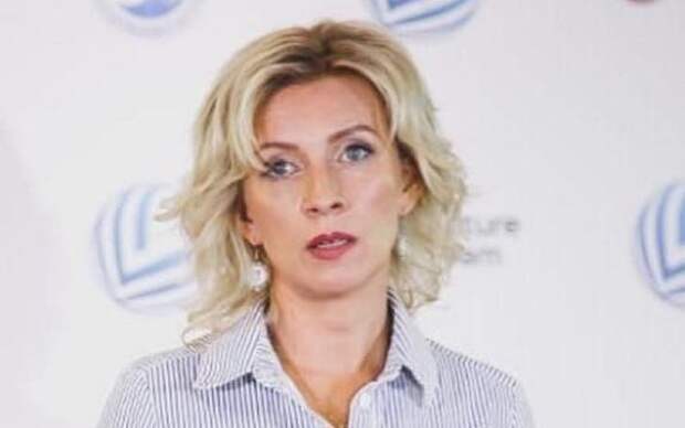 Захарова назвала материал польского премьера об Освенциме "самоубийством"