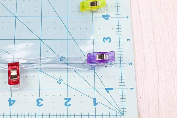 Как сшить мешочек для обуви из ткани и винила