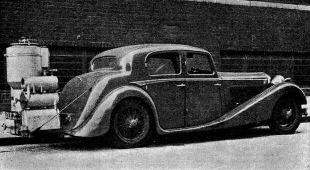 Когда машины ездили на дровах: 18 фото удивительных дровомобилей