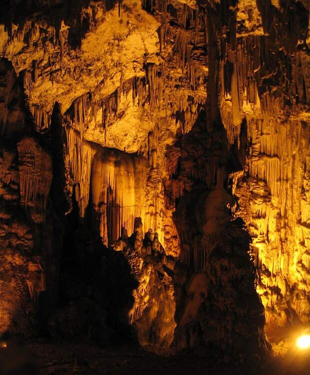Экскурсия по Женевской пещере