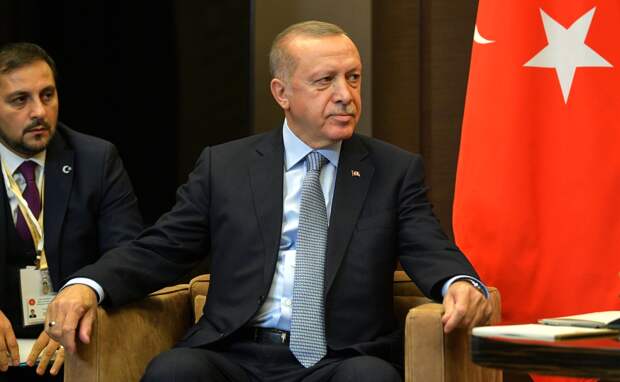 Türkiye: Реджеп Тайип Эрдоган провел экстренное заседание после сообщений об угрозе путча