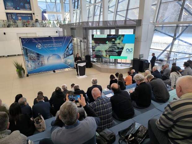 НАШИ ПЕДАГОГИ - ВСЕГДА В ДВИЖЕНИИ