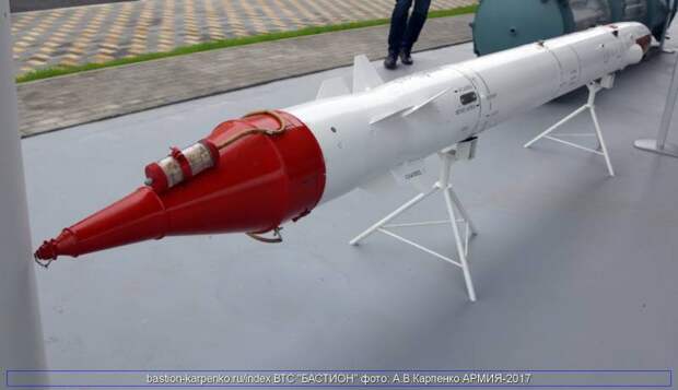 Подавление украинской ПВО: противорадиолокационный арсенал российской авиации
