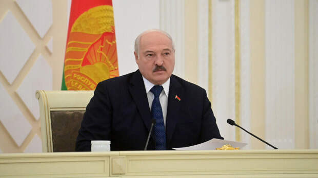 Лукашенко провел телефонные разговоры с Путиным и Назарбаевым