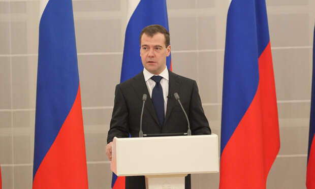 Медведев определил приоритеты бюджета