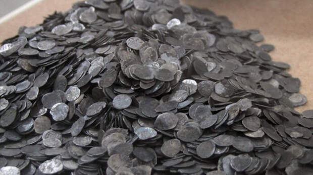 Монеты времен бунта: найденный в столице клад связали с казнокрадством XVII века