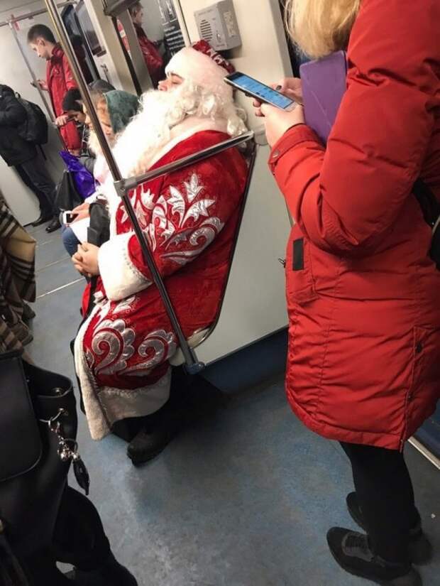 Чудаки и модники из метро