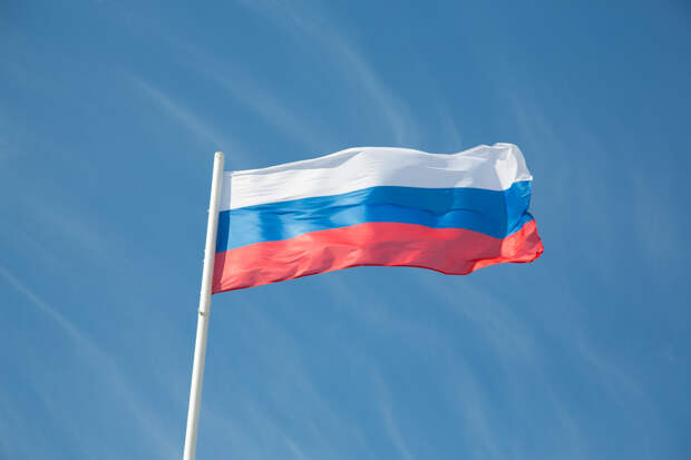 Военкор Руденко показал установленный в Часовом Яре флаг России