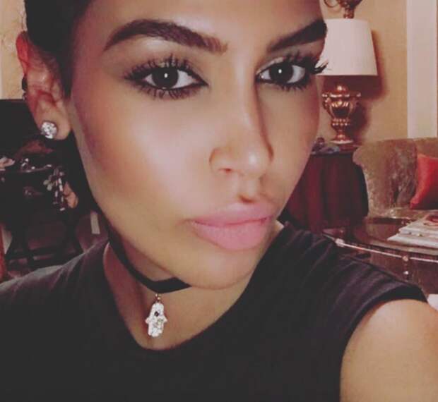 Никакой индивидуальности 10 невероятно похожих двойников Ким Кардашьян