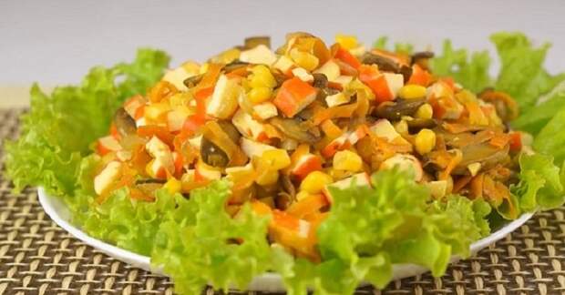 Простые салаты без майонеза: оригинальные блюда для Нового года