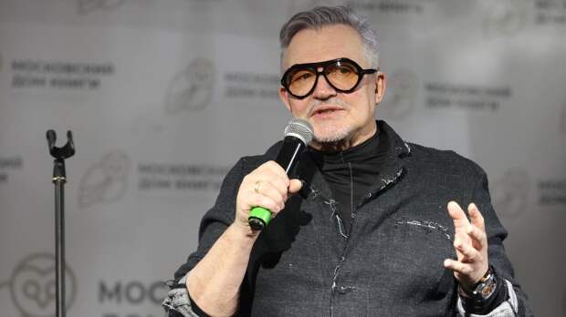 «Фу такими быть!»: Кучера вступился за Диброва, угодившего в скандал из-за «голого» видео