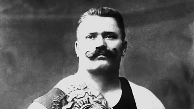 «Эталон служения своему делу»: какую роль в истории становления российского спорта сыграл Иван Поддубный