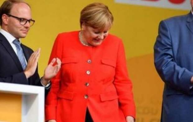 Ангела Меркель и помидоры от немцев
