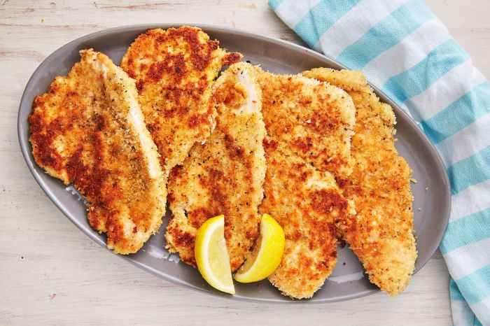 Сочная курочка под сыром. \ Фото: hearstapps.com.