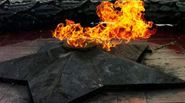 В Керчи восстановят Вечный огонь в сквере Славы