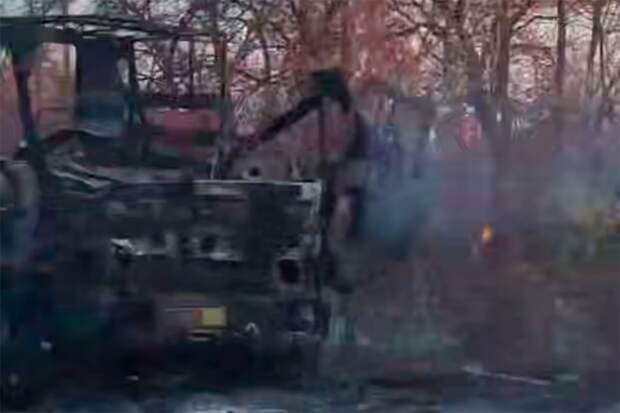 Дрон-камикадзе разнес вдребезги кабину вездехода Daewoo Novus