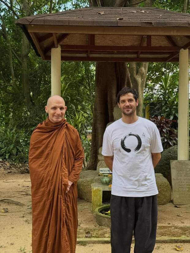 Марк Богатырев улетел в Таиланд на фоне развода