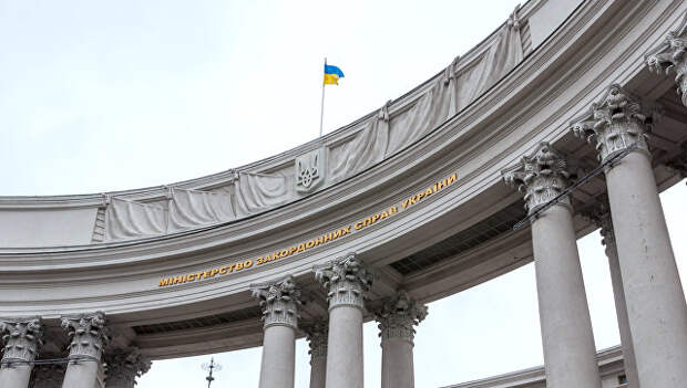 Здание Министерства иностранных дел Украины в Киеве. Архивное фото