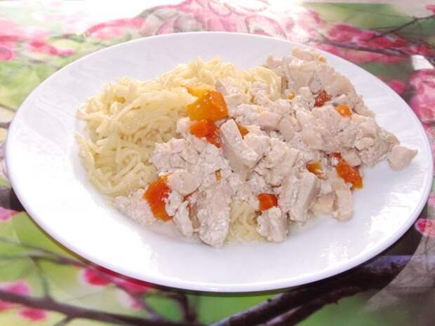 курица с морковью и луком