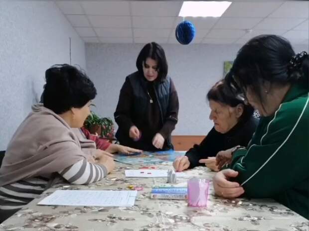 Подопечным КЦСОН Адыгейска рассказали о культуре и традициях населяющих Адыгею народов