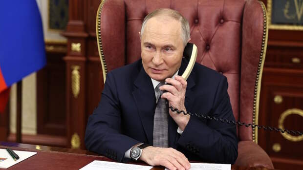 Путин в 2025 году провел более сотни телефонных разговоров с иностранными лидерами