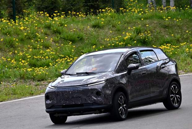 Российский электрокар «Атом» подешевел до старта продаж