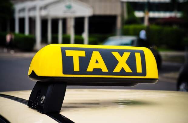 В Объединении пассажиров рассказали, как цифровой контроль состояния водителей отразится на ценах на такси