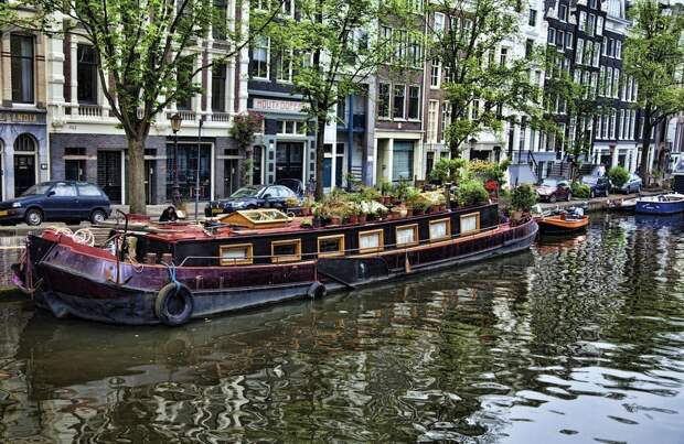 amsterdam-westerdok-houseboat-34