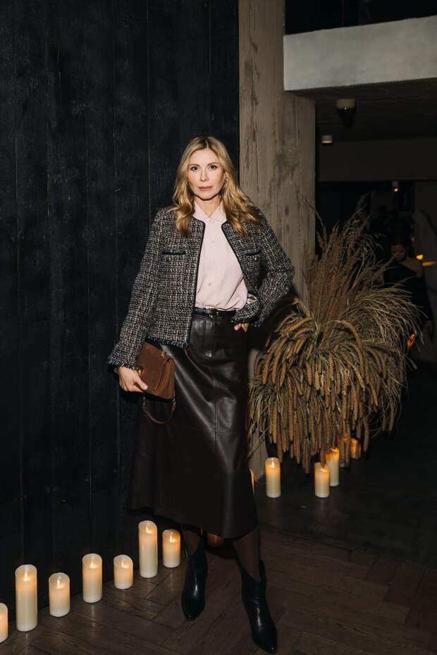 Ужин при свечах: Лянка Грыу, Ольга Сутулова и Владимир Канухин