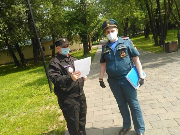 Спасатели усилили контроль в зоне отдыха «Лефортовский парк»