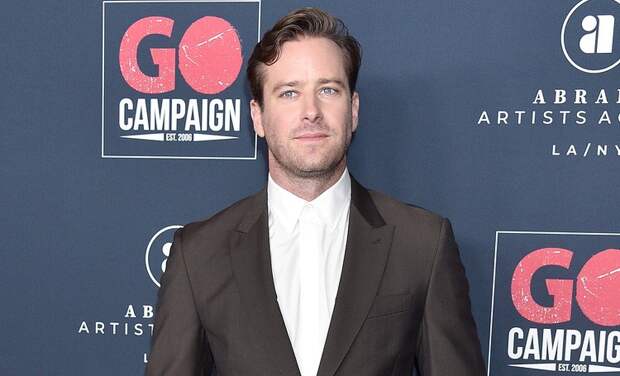 Остался без работы: Арми Хаммер потерял еще одну роль в фильме из-за обвинений в изнасиловании