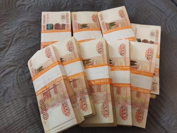 Пенсионерка из Кузбасса отдала аферистам 4,5 млн рублей