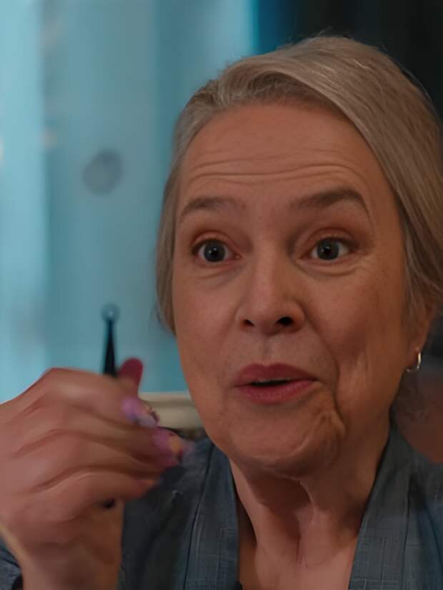 Kathy Bates as âMadeline Matlockâ
