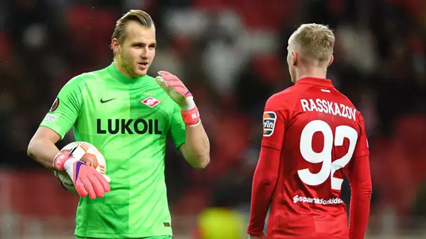 Газзаев заступился за Рассказова после матча «Спартак» — «Лестер»