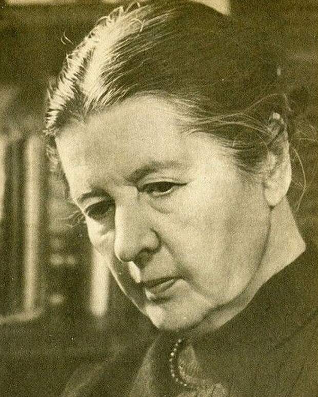 Елена Благинина. Елена Благинина.