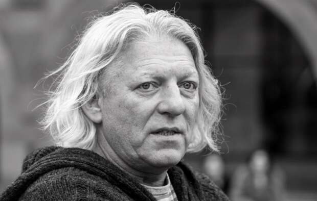 В Москве на 61-м году жизни скончался режиссёр и продюсер Александр Олейников