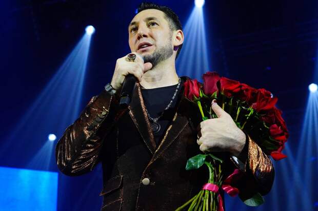 «Тьфу» дип карагыз» - Фирдүс Тямаев кечкенә кызын күрсәтте