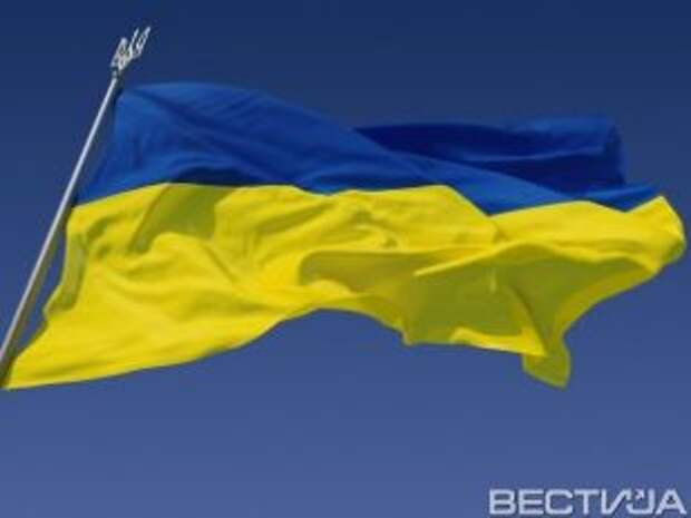 В Луганске над зданием милиции вывесили флаг Украины