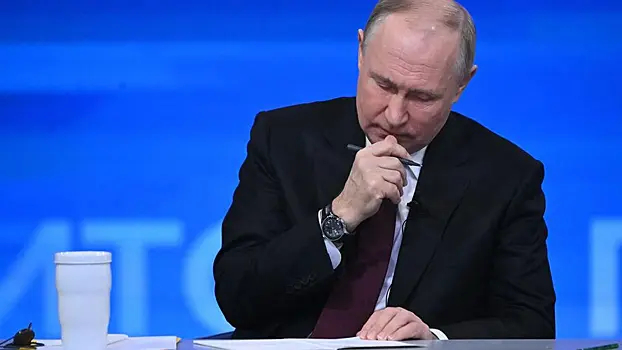 Путин принял замечание Зюганова, что выпустившего его на мороз без шапки надо пороть