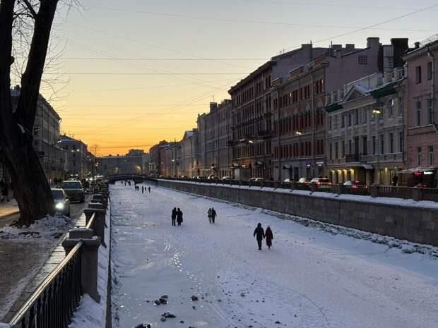 В Петербурге спасатели ответили пользователям, следовавшим трендам