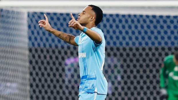 «Зенит» объявил о продлении контракта с Педро