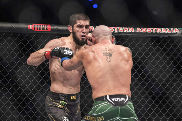 Боец Махачев заявил, что не всегда понимает политику UFC в отношении спортсменов