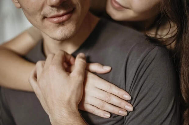 Психолог Ахмедов назвал плюсы и минусы отношений с отцами-одиночками