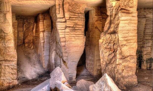 Десять неразрешимых загадок древних китайских пещер Лунъю, изображение №11