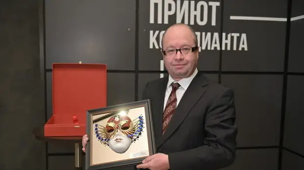 В театре «Приют комедианта» прокомментировали ситуацию с пандемией